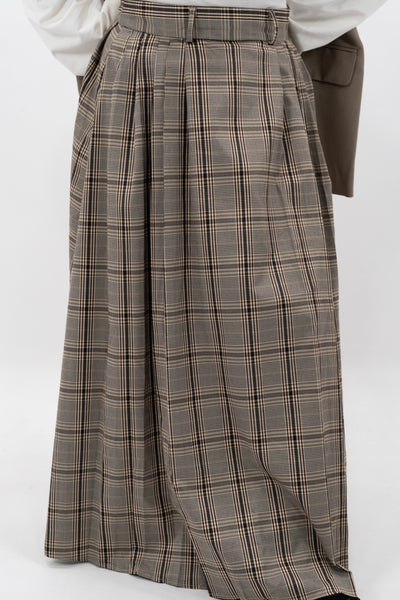 Jupe trapèze en coton Mayla Couture, légère et confortable, idéale pour un look mastour et minimaliste au quotidien.